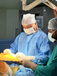 Best Orthopedic Doctor in Noida- Dr Ashish Dewan- Best Orthopedic Surgeon in Noida